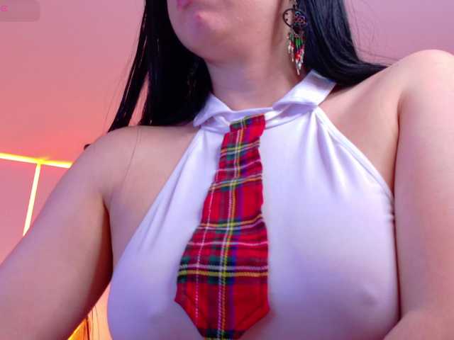 ShanellMoore's BongaCams show and profile