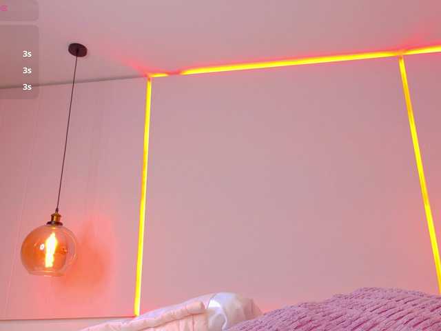 ShanellMoore's BongaCams show and profile