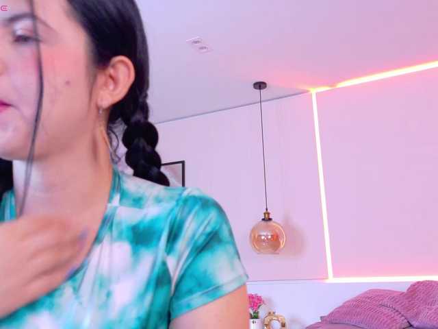 ShanellMoore's BongaCams show and profile