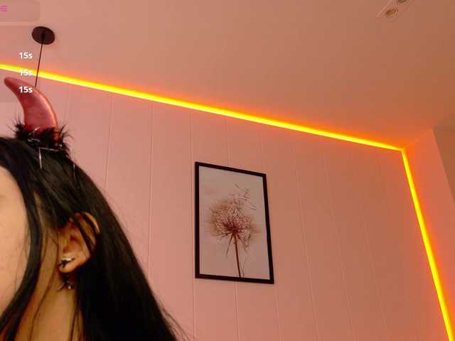 ShanellMoore's BongaCams show and profile