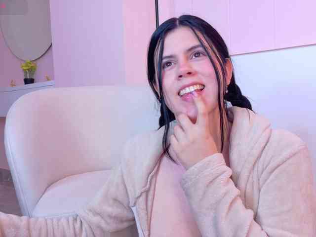 ShanellMoore ShanellMoore