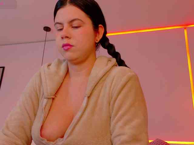 ShanellMoore ShanellMoore