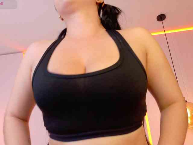 ShanellMoore ShanellMoore