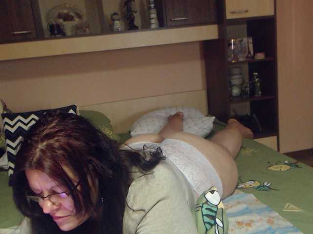 BeautifulDrea's BongaCams show and profile