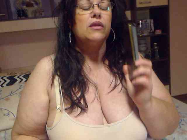 BeautifulDrea webcam