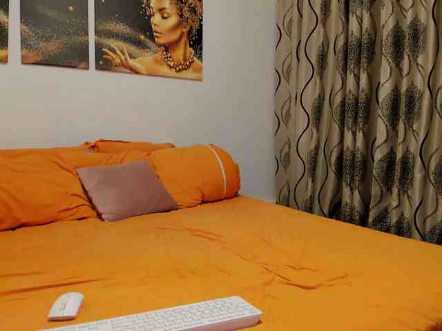 Glamouros webcam