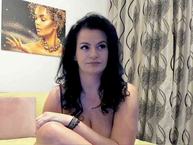 Glamouros webcam
