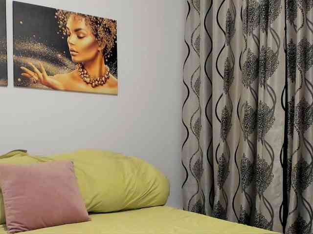 Glamouros webcam