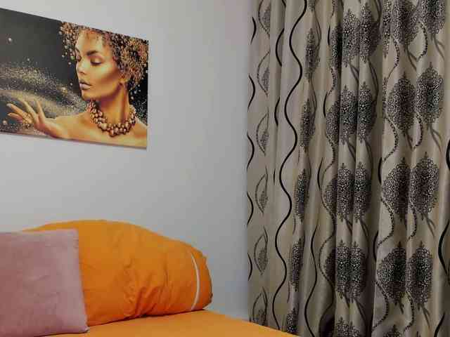 Glamouros webcam