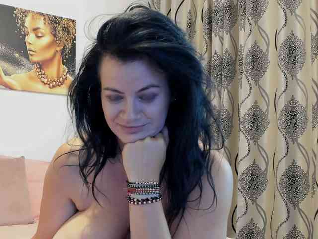 Glamouros webcam