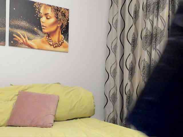 Glamouros webcam