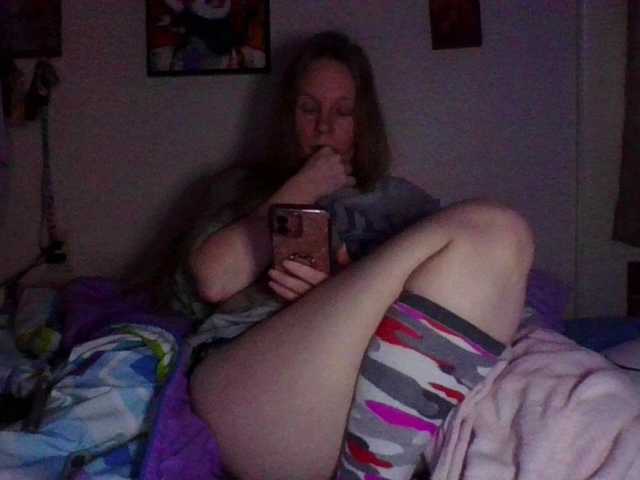 MilaStoned's BongaCams show and profile