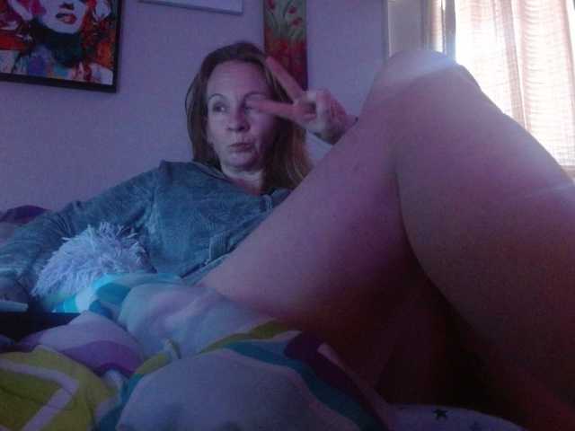 MilaStoned's BongaCams show and profile