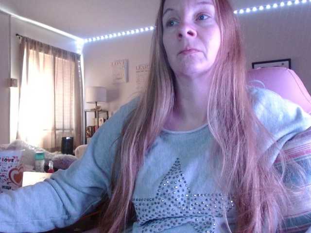 MilaStoned's BongaCams show and profile