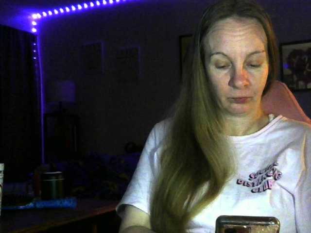 MilaStoned's BongaCams show and profile