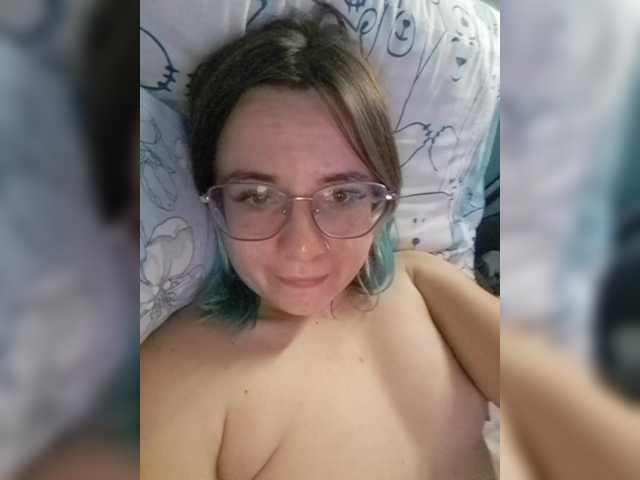 Check-out stunning escort Mimimigirl and her undressed body Mimimigirl from BongaCams
