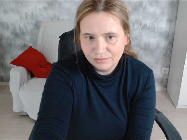 AdelinaLawson's BongaCams show and profile