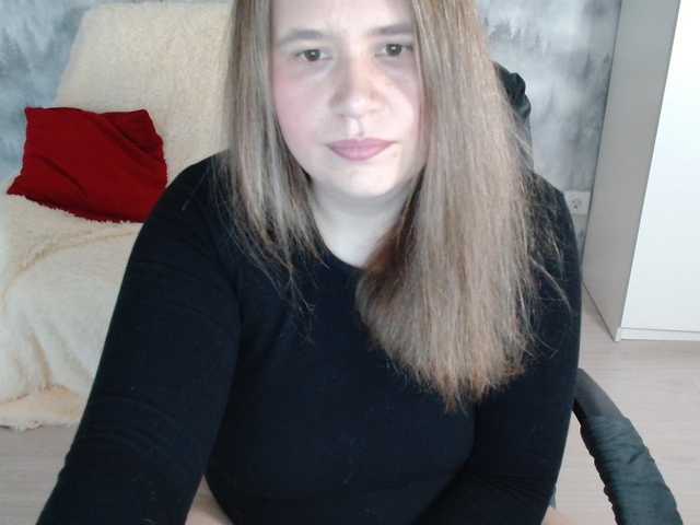 AdelinaLawson's BongaCams show and profile