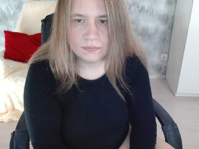 AdelinaLawson's BongaCams show and profile