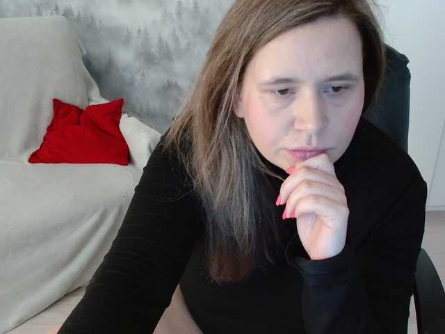 AdelinaLawson live cam