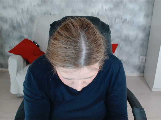 AdelinaLawson's BongaCams show and profile