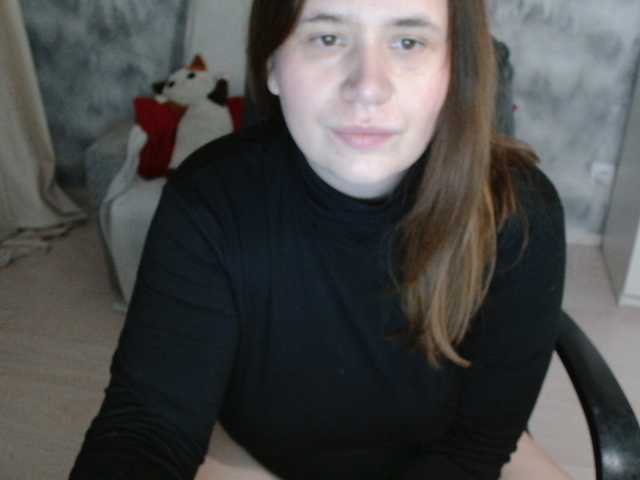 AdelinaLawson's BongaCams show and profile