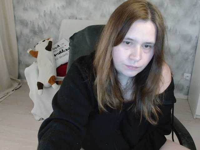 AdelinaLawson's BongaCams show and profile