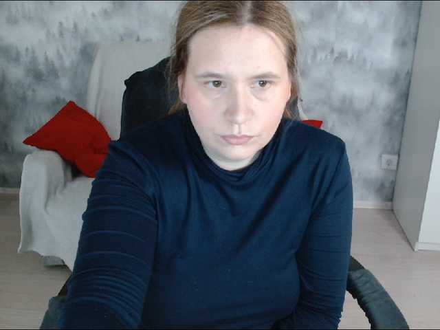 AdelinaLawson's BongaCams show and profile