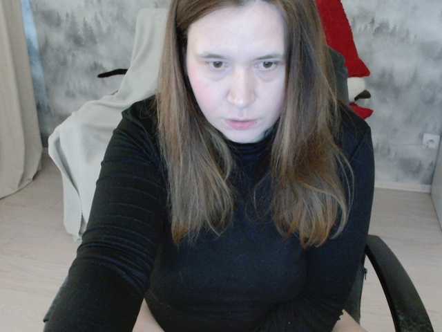 AdelinaLawson's BongaCams show and profile