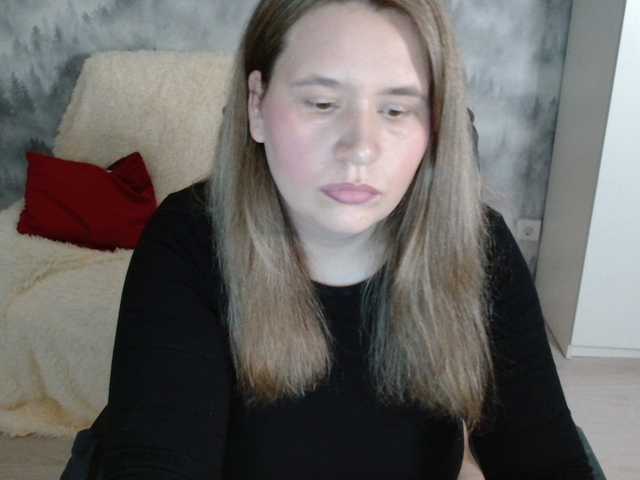 AdelinaLawson's BongaCams show and profile