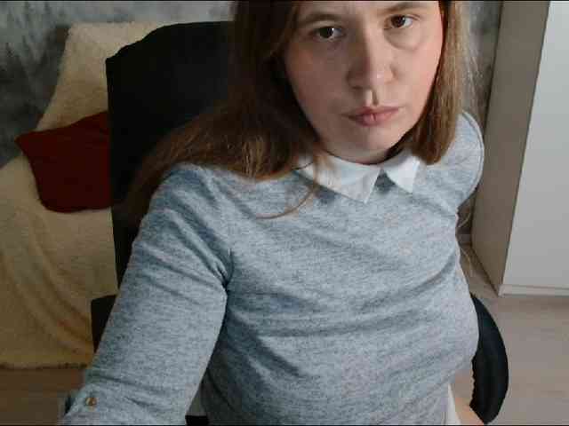 AdelinaLawson webcam