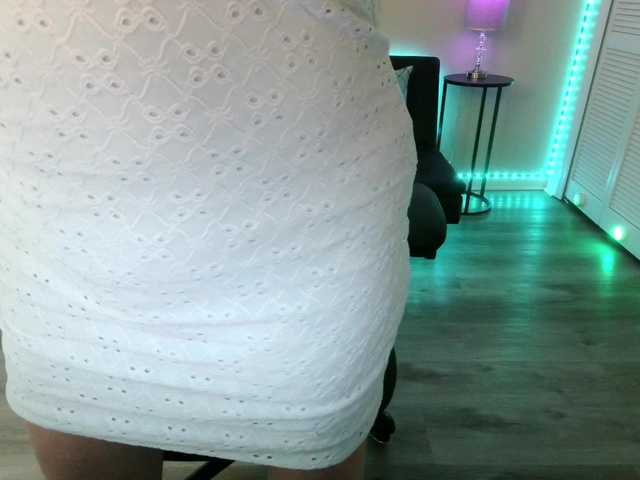 Milf-Samie's BongaCams show and profile