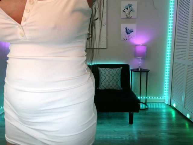 Milf-Samie's BongaCams show and profile