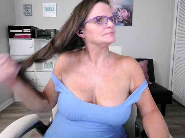 -Samie- webcam