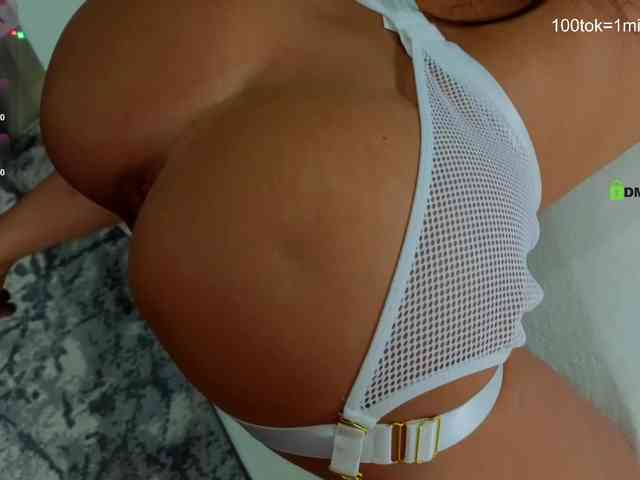 hot striptease Gold-Couple2