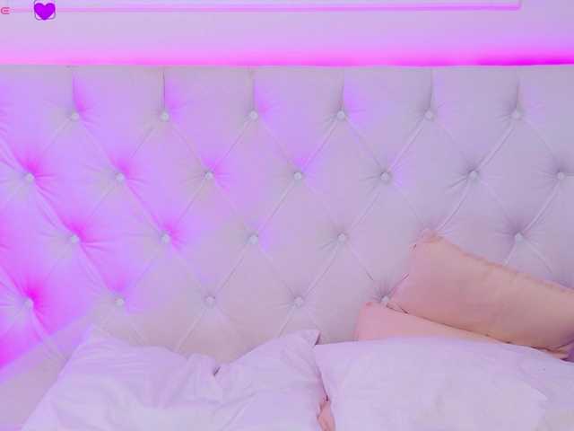 AriannaSins from BongaCams