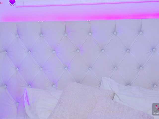 AriannaSins's BongaCams show and profile