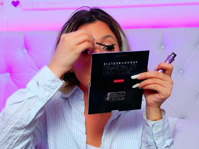 AriannaSins's BongaCams show and profile