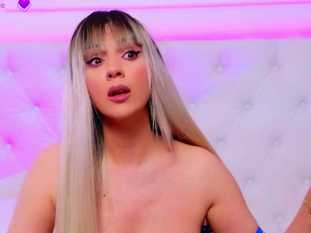 AriannaSins's BongaCams show and profile