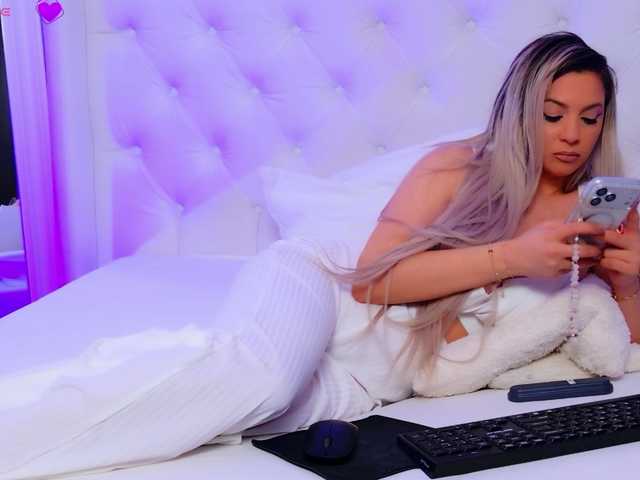 AriannaSins — I love when you can't take your eyes off me  let's make it even harder to look away.