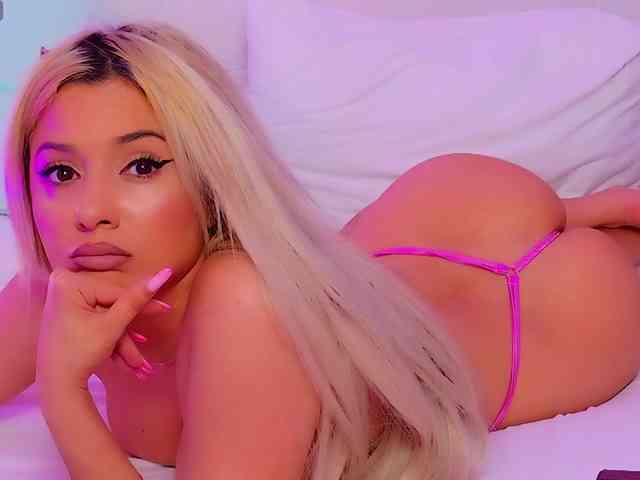 live cam room AriannaSins
