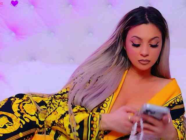 AriannaSins AriannaSins