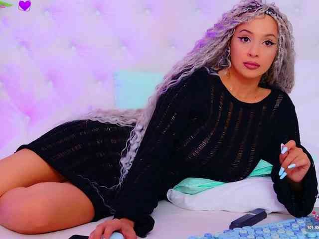 AriannaSins webcam