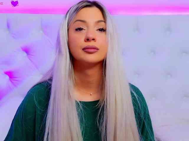 AriannaSins webcam