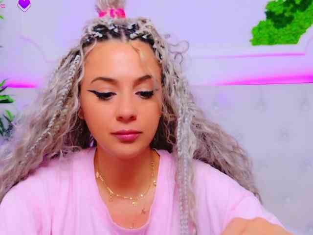 AriannaSins webcam