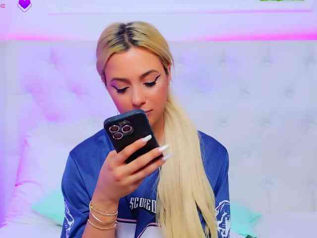 amateur nude webcam AriannaSins