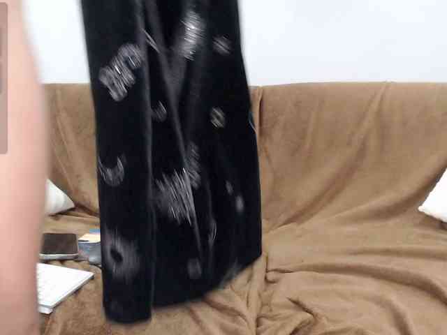 Alisa-W Live Webcam on BongaCams