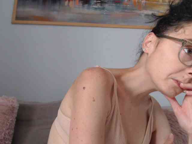 Модель: cleophee