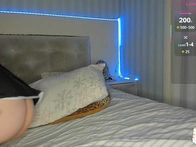 Solnushko1993 live cam profile