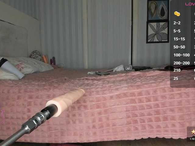 Solnushko1993's BongaCams show and profile